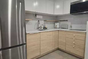 466 Commonweatlh, Boston, MA 02215 - Photo 2