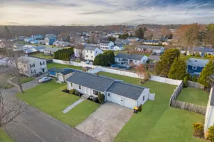 258 Folsom Ave, Somerset, MA 02726 - Photo 4