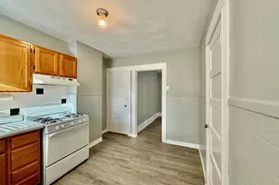 19 Pierce St, Quincy, MA 02171 - Photo 12