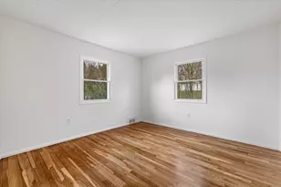 26 Roosevelt Dr, Southbridge, MA 01550 - Photo 32