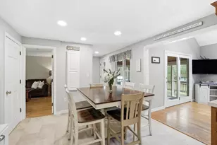 17 Oak St, Plympton, MA 02367 - Photo 8