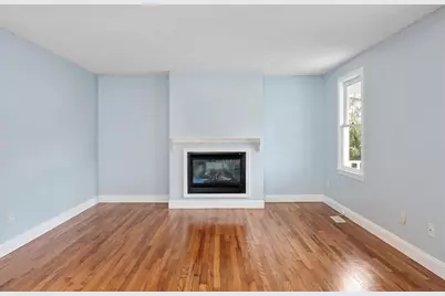 29 Lamplighter Ln, Chelmsford, MA 01863 - Photo 6