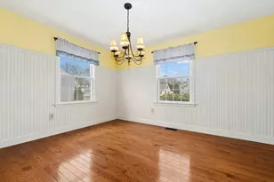 401 Forest Park Dr, Auburn, MA 01501 - Photo 12