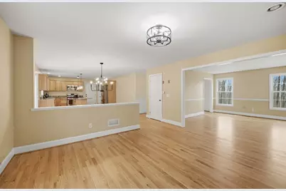 1048 Main Rd, Granville, MA 01034 - Photo 12