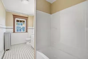 95 Dickinson St, Springfield, MA 01108 - Photo 20