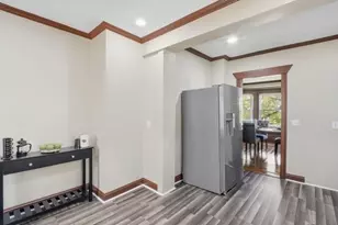 95 Dickinson St, Springfield, MA 01108 - Photo 36