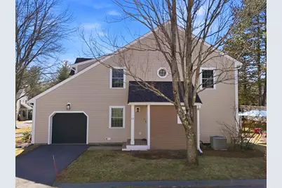 160 Pine St #11, Newton, MA 02466 - Photo 1