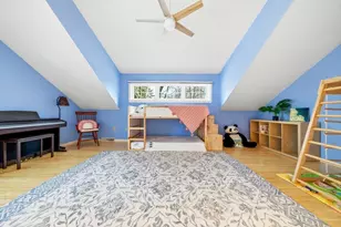 160 Pine St, Newton, MA 02466 - Photo 20