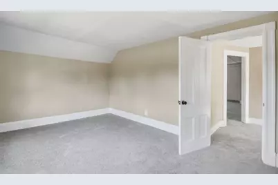 95 Dickinson St, Springfield, MA 01108 - Photo 12