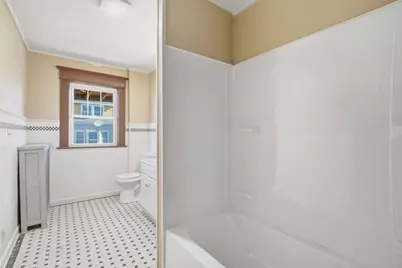 95 Dickinson St, Springfield, MA 01108 - Photo 14