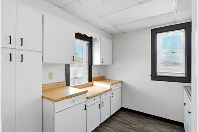 86 Conz St, Northampton, MA 01060 - Photo 6