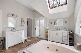 111 Brigham St, Hudson, MA 01749 - Photo 18