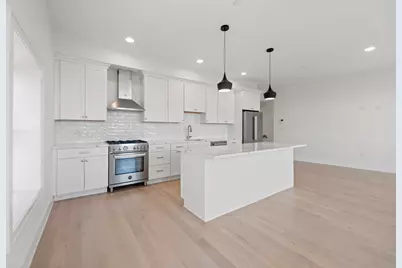 34 Salem St #301, Medford, MA 02155 - Photo 4