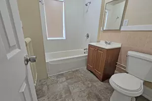 236-240 Locust St, Springfield, MA 01108 - Photo 14