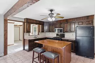 64 Village St, Millis, MA 02054 - Photo 6