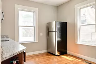 642 Moody St, Waltham, MA 02453 - Photo 4