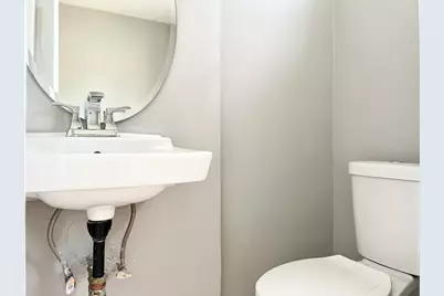 642 Moody St #1, Waltham, MA 02453 - Photo 8