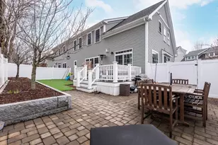 135 Sumner St, Quincy, MA 02169 - Photo 28