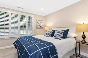 108 Harvard St, Brookline, MA 02446 - Photo 14