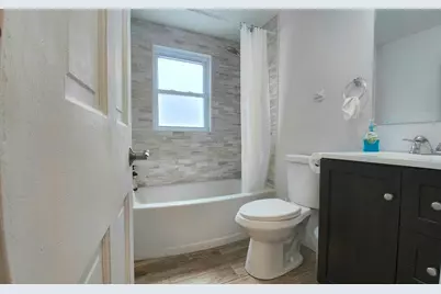 154 Dudley Oxford Rd, Dudley, MA 01571 - Photo 12