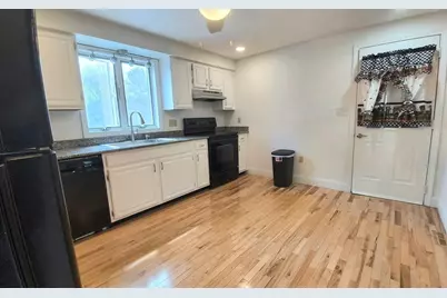 154 Dudley Oxford Rd, Dudley, MA 01571 - Photo 14