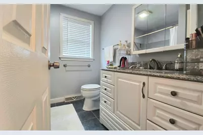 154 Dudley Oxford Rd, Dudley, MA 01571 - Photo 20