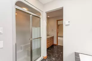 205 Perron Ave, Somerset, MA 02726 - Photo 22