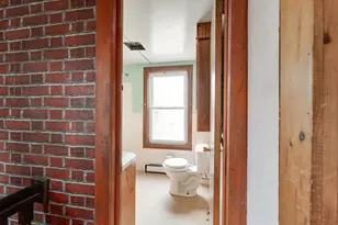 14 Dewey St, Easthampton, MA 01027 - Photo 20