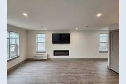 522 Bridge St #3, Weymouth, MA 02191 - Photo 2