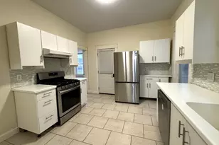 24 Weld Hill St, Boston, MA 02130 - Photo 2