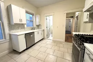 24 Weld Hill St, Boston, MA 02130 - Photo 4