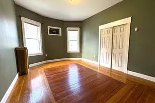 24 Weld Hill St, Boston, MA 02130 - Photo 12