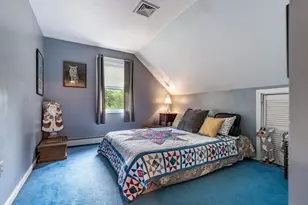 7 Eric Dr, Berkley, MA 02779 - Photo 18