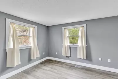 104 Edgewater Dr W, Falmouth, MA 02536 - Photo 20