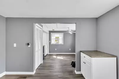 104 Edgewater Dr W, Falmouth, MA 02536 - Photo 6