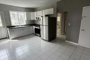 5 Washington Square, Gloucester, MA 01930 - Photo 2