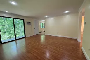 2200 Skyline Dr, Lowell, MA 01854 - Photo 10