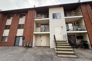 2200 Skyline Dr, Lowell, MA 01854 - Photo 26