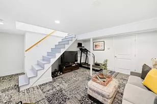 8 Freemont St, Lexington, MA 02421 - Photo 34