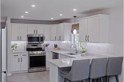 9 Post Rd, Chicopee, MA 01020 - Photo 12