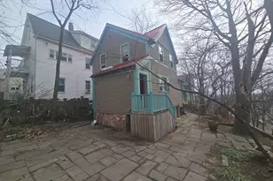 21 Mountain Ave, Somerville, MA 02144 - Photo 16