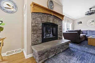 141 Sunrise Ln, Chicopee, MA 01020 - Photo 12