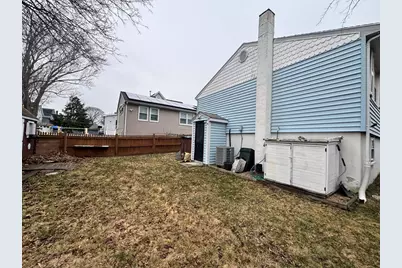 89 Cleveland St, Malden, MA 02148 - Photo 14