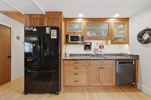 128 Derby St, Worcester, MA 01604 - Photo 10