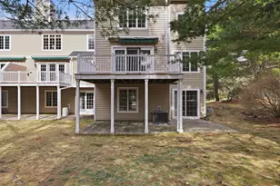 3901 Knightsbridge Close, Worcester, MA 01609 - Photo 4