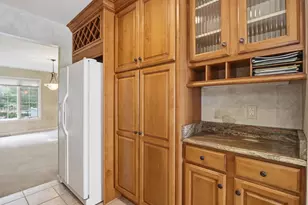 3901 Knightsbridge Close, Worcester, MA 01609 - Photo 8