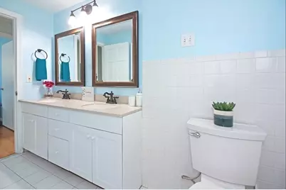 88 Saint Mary St, Needham, MA 02494 - Photo 6