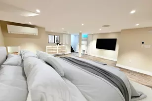 37 Fenton St, Boston, MA 02122 - Photo 4