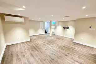 37 Fenton St, Boston, MA 02122 - Photo 16