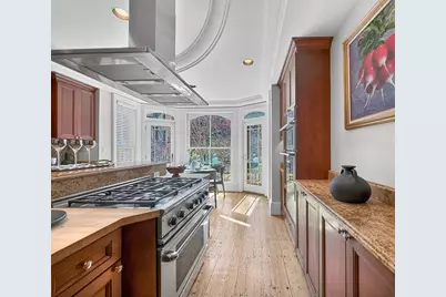 70 Montgomery St, Boston, MA 02116 - Photo 12